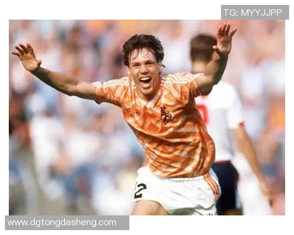 足球明星巴斯滕限量版手机壳热销中球迷必备的时尚潮流单品